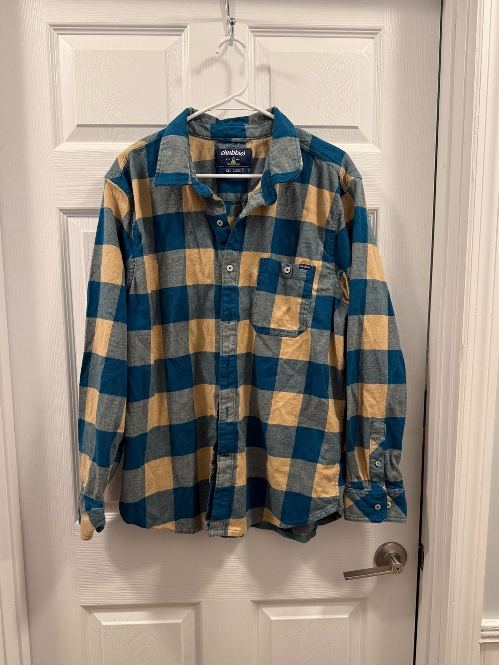 Chubbies Men's Teal and Yellow Plaid Button-Up Flannel Shirt size XL